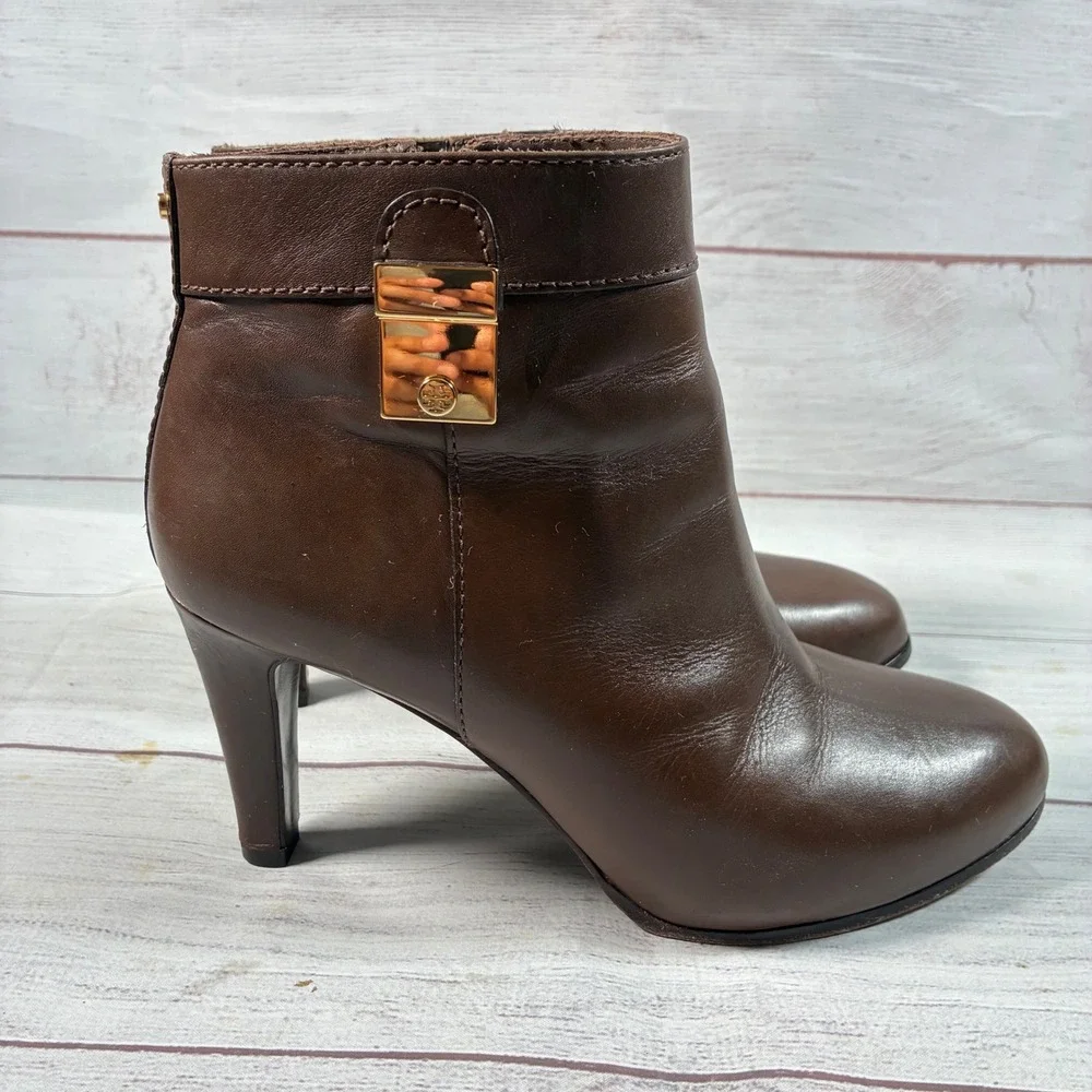 Tory Burch Bristol Booties Womens 9.5 Brown Leather Gold Logo Buckle Ankle Boots